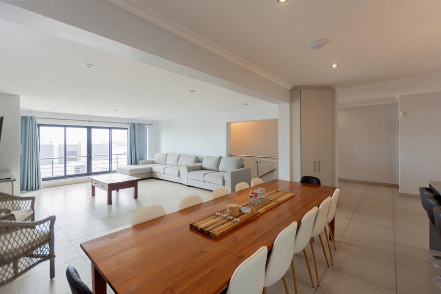 5 Bedroom Property for Sale in Calypso Beach Western Cape